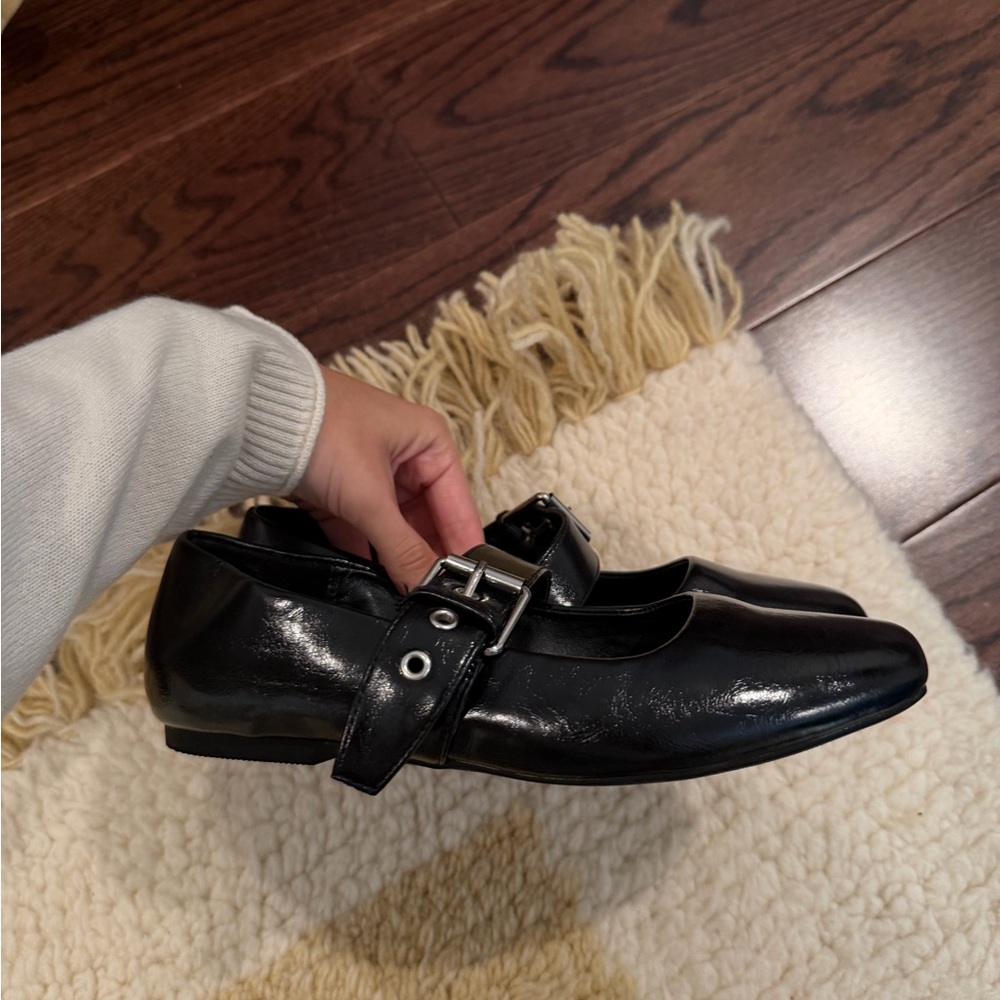 DV by Dolce Vita Shiny Black flats
